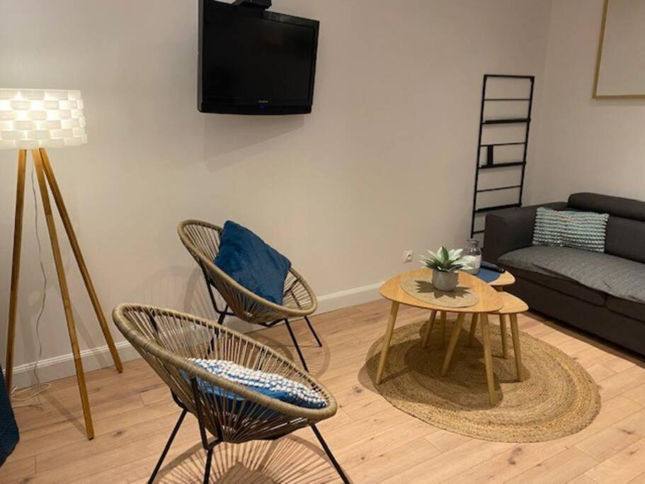 Au Petit Bragard- Triplex Proche Centre Ville Сен-Дизье Экстерьер фото